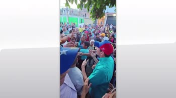 Venezuela, leader opposizione Capriles schiaffeggiato