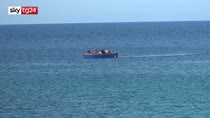 Migranti, Lamorgese: non possiamo affondare barchini