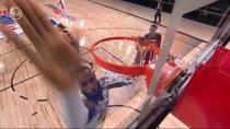 NBA Finals: LeBron schiaccia, ma si prende il tecnico