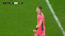 Rapid Vienna-Arsenal, errore di Leno e gol di Fountas