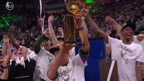 NBA Finals, i Milwaukee Bucks alzano il Larry O'Brien Trophy