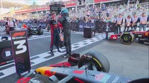 F1, la discussione in parco chiuso tra Verstappen e Russell